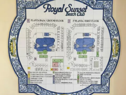 Royal Sunset Beach Club